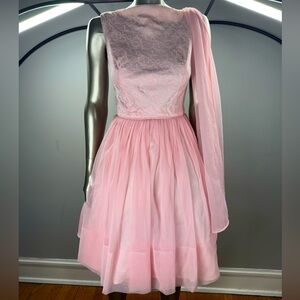 VTG 50s Pink Nylon and White Lace Dress Sz S